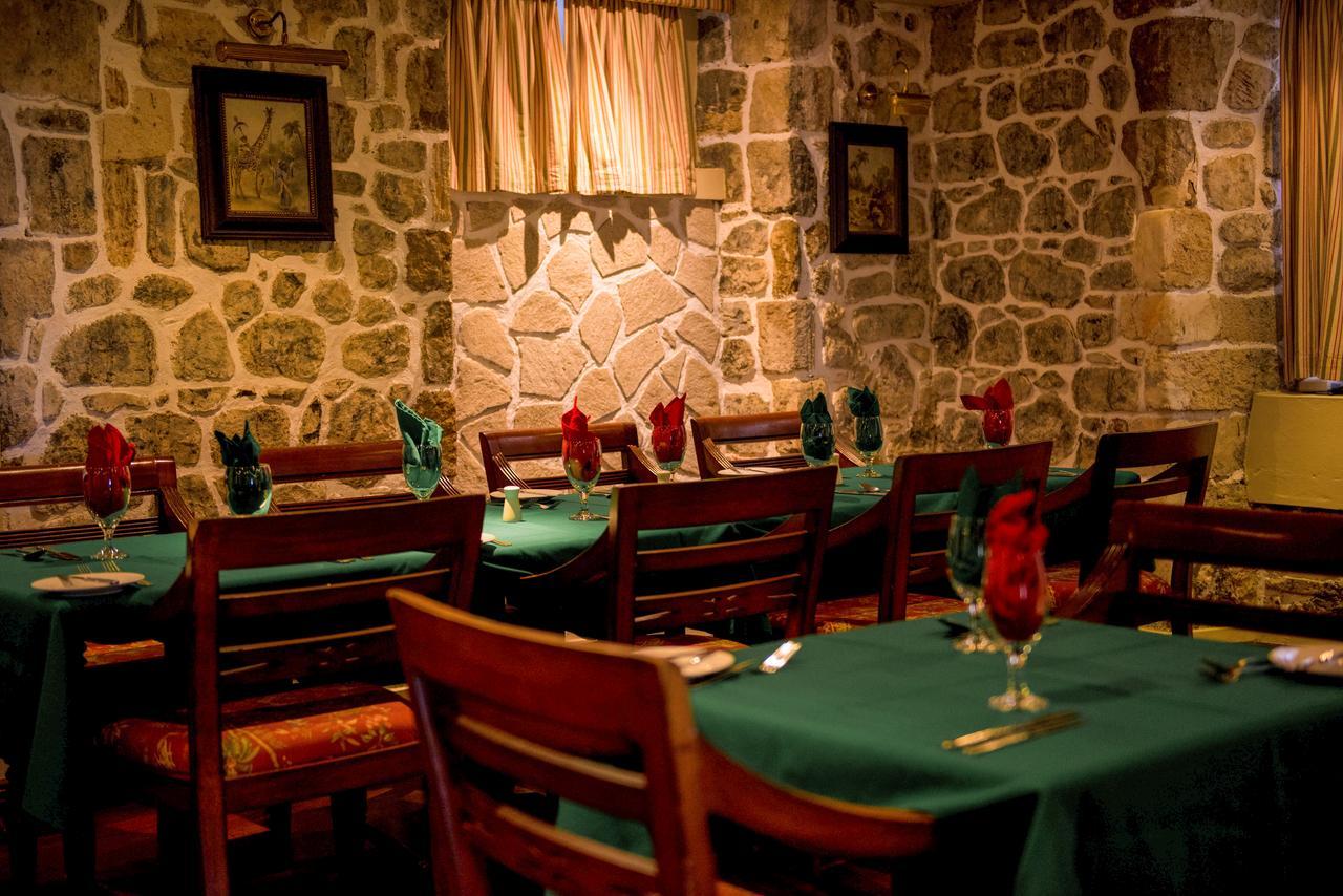 فندق Grenadine House كينغستاون المظهر الخارجي الصورة